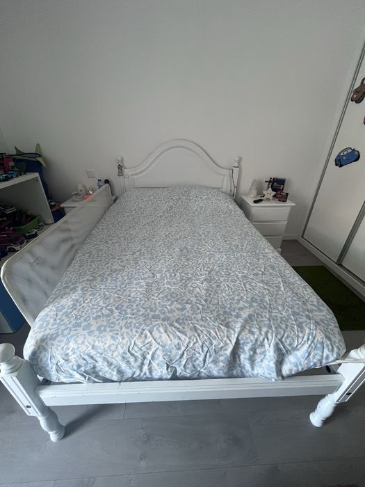 Cama com colchao
