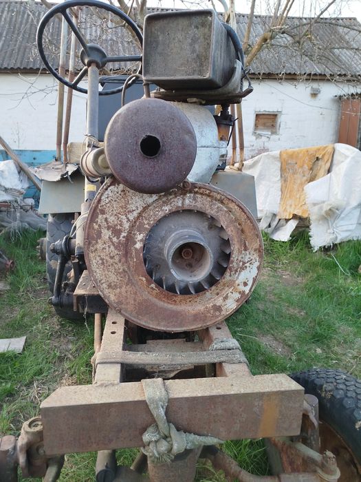 Продам трактор саморобний