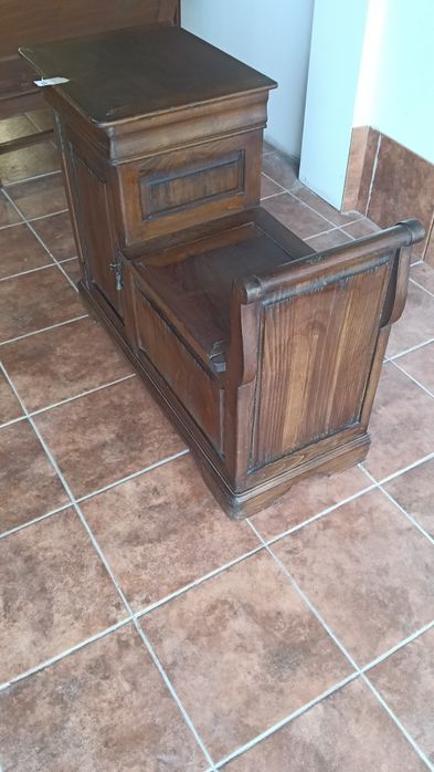 Banco de Entrada com Baú Estilo Monk's Bench com Mesa Rebatível em Castanho Velho
