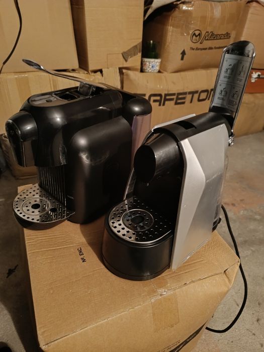 Vendo duas máquinas de café