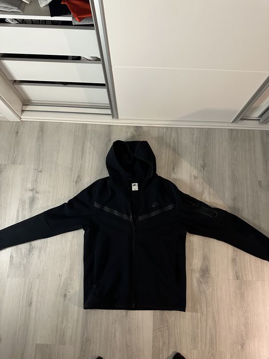 Nike teech preto