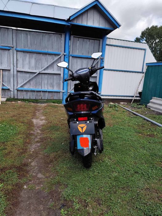 Електроскутер YADEA LUNA