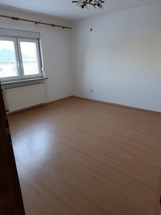 Sprzedam dom dwupietrowy w Żarach