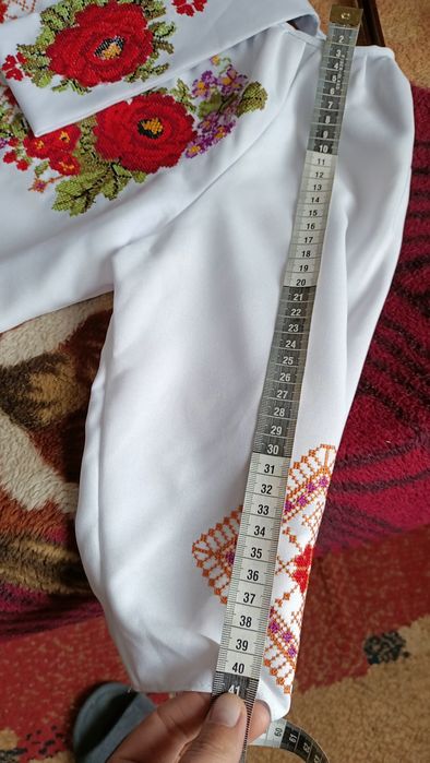 Вишите плаття нове