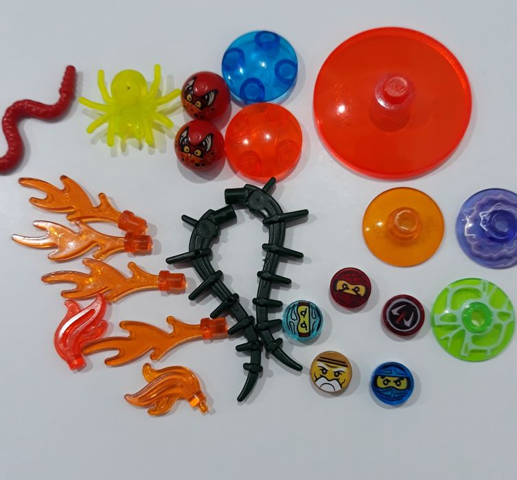 Klocki Lego‐drobne elementy