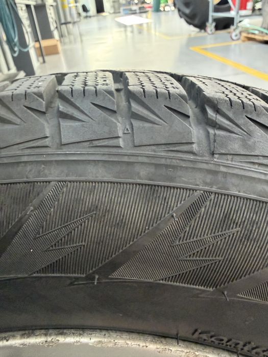 продам шини r16 225/60