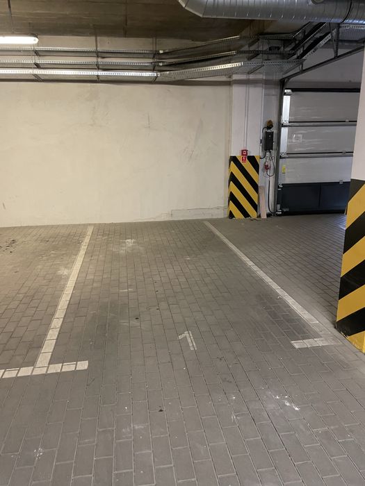 Miejsce Postowjowe na wynajem Strzeszyńska 67C