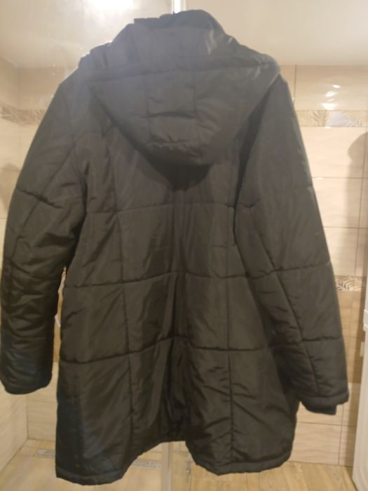 Czarna kurtka zimowa  bonprix  50