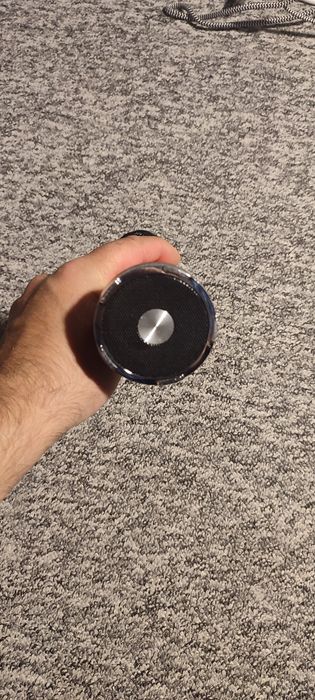 EONKO L-698 15W Bezprzewodowy głośnik Bluetooth do karaoke z mikrofone