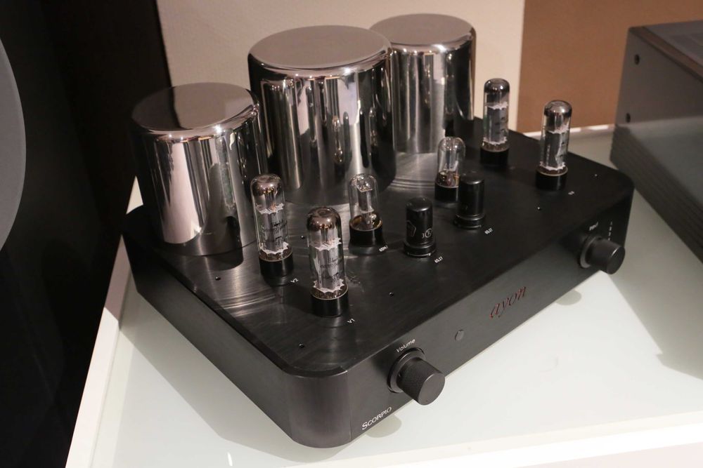 Ayon Scorpio MK II na lampach EL34
