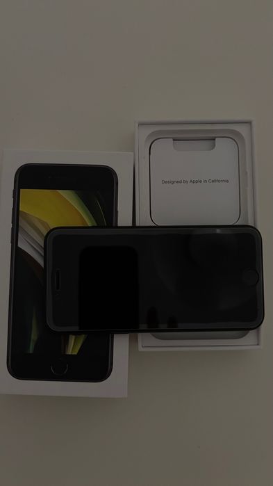 IPhone SE 128GB Black