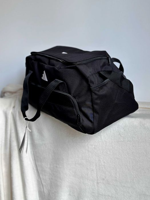 Torba Sportowa Adidas Czarna Treningowa Podróżna 25L NOWA