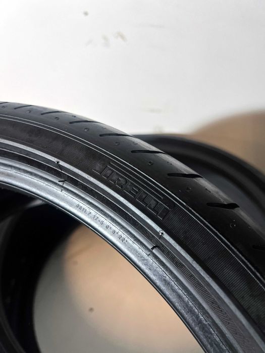 Pneus Pirelli Pzero - 255/30/20 - Muito Bons