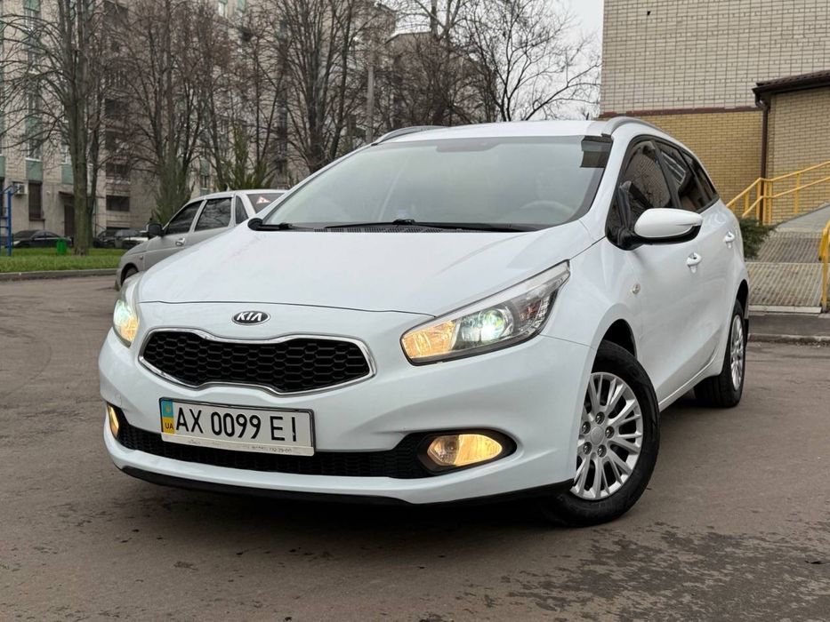 Продам Kia ceed 2013 года