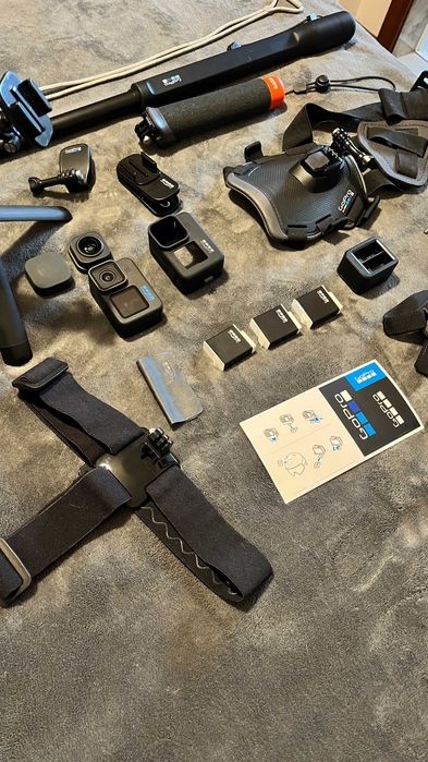 GoPro Hero 11 Black com todos acessórios comprado em 2 jan/23