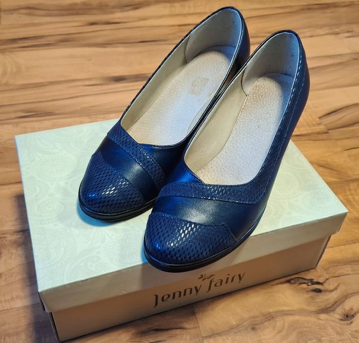 Półbuty damskie na koturnie roz 38, wkł.wew. 25 cm