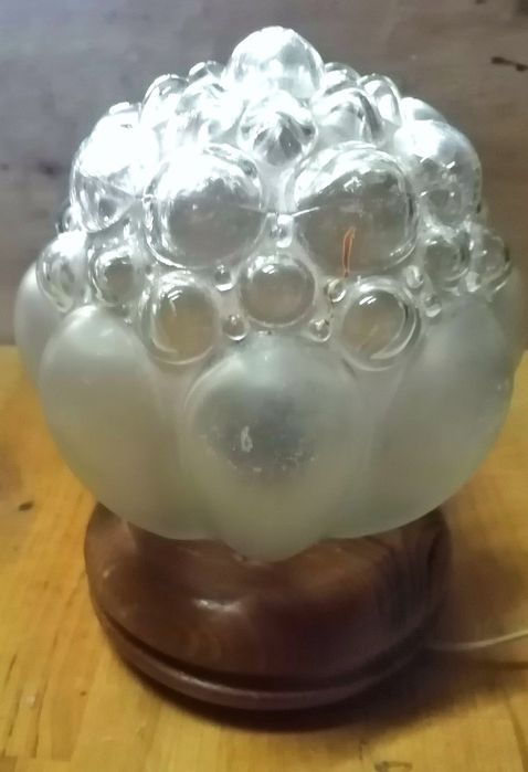 Globos  vários. Candeeiros Antigos