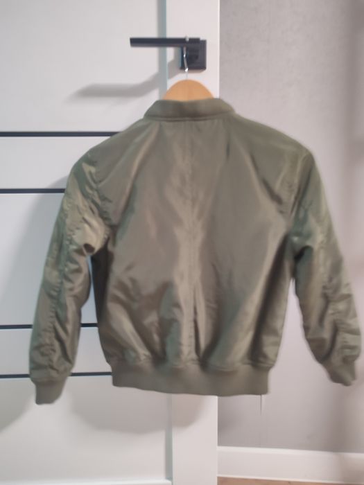 Куртка,бомбер весняний 134 см