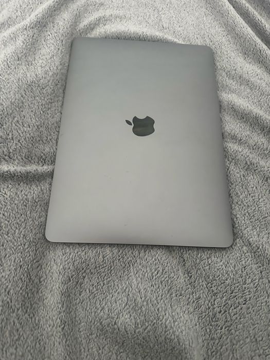 Ноутбук Macbook air M1 2020