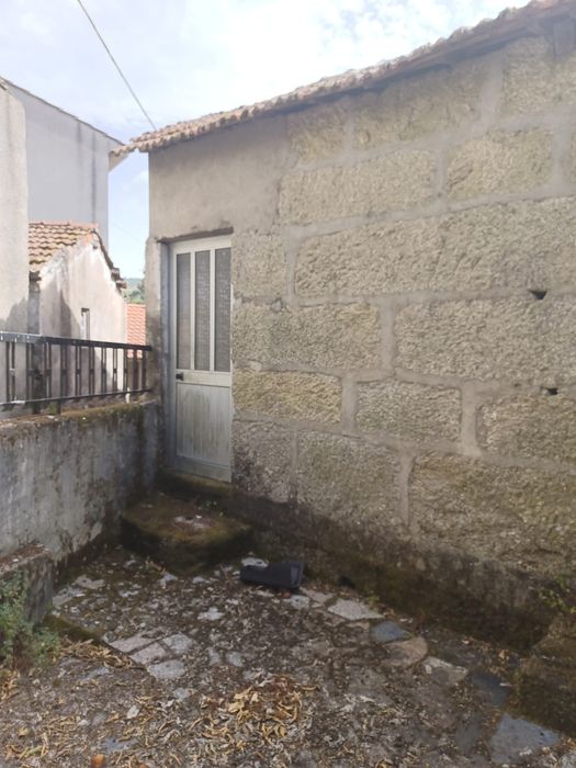 Moradia em Bisalhães-Rua da Cobrinha