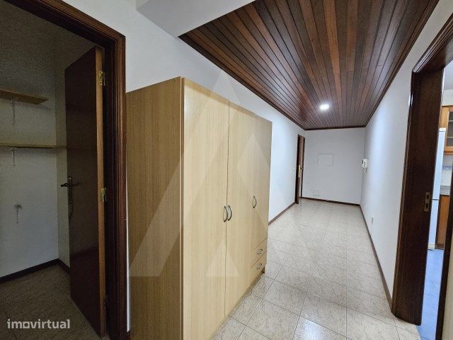 Apartamento T0 totalmente mobilado no centro de Aveiro