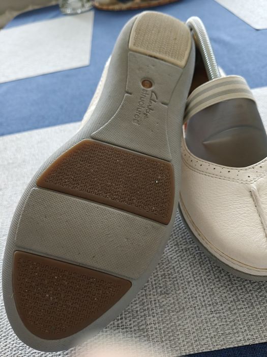 Baleriny Clarks rozm.9 dł.wkładki 27cm