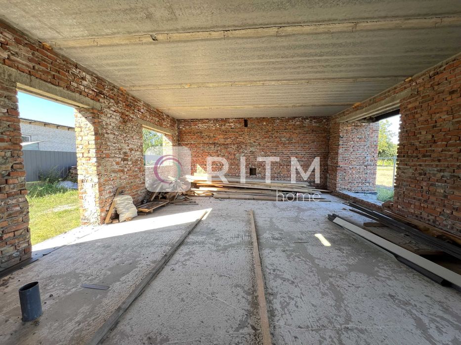 Продається Двоповерховий Таунхаус на етапі будівництва в с. Забороль!