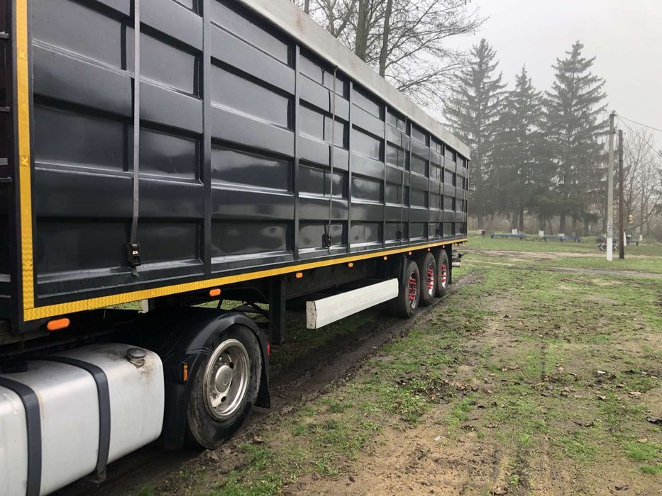 Полупричіп Krone