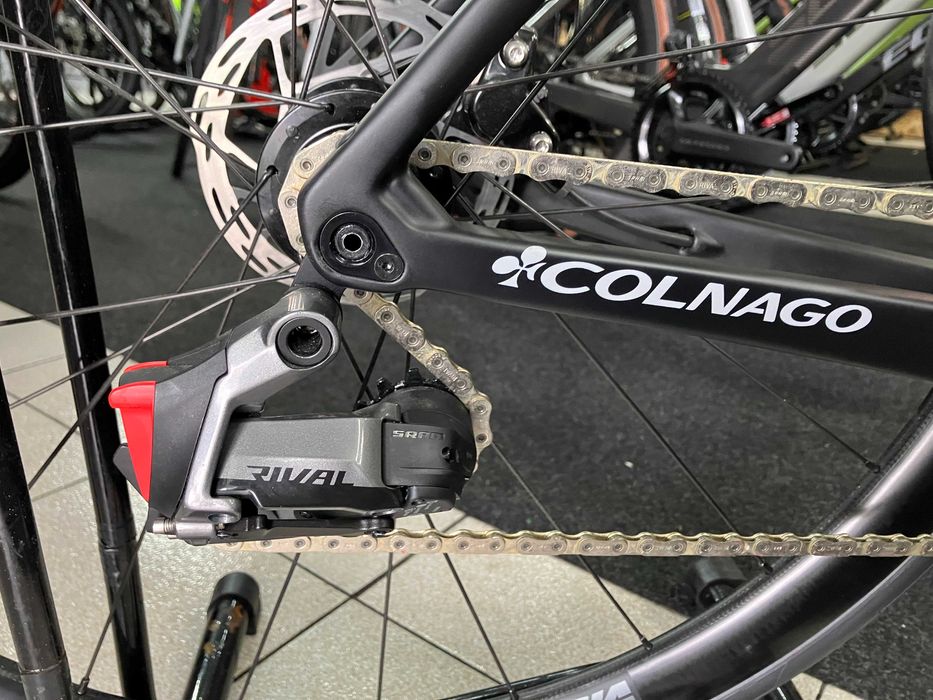 COLNAGO V3 DISC NOVA