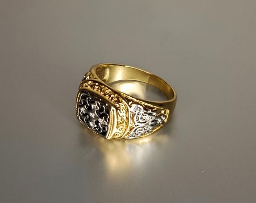 Перстень печатка чоловічий