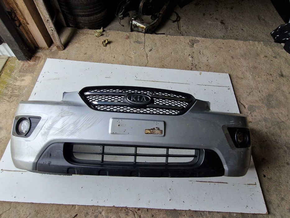 [71] Zderzak Kia  Carens 3 2008r