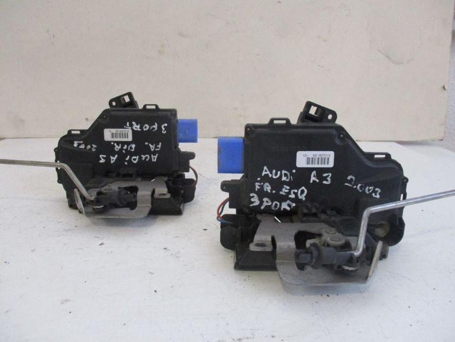 Fechadura Trinco porta Audi A3 3 Portas 2003