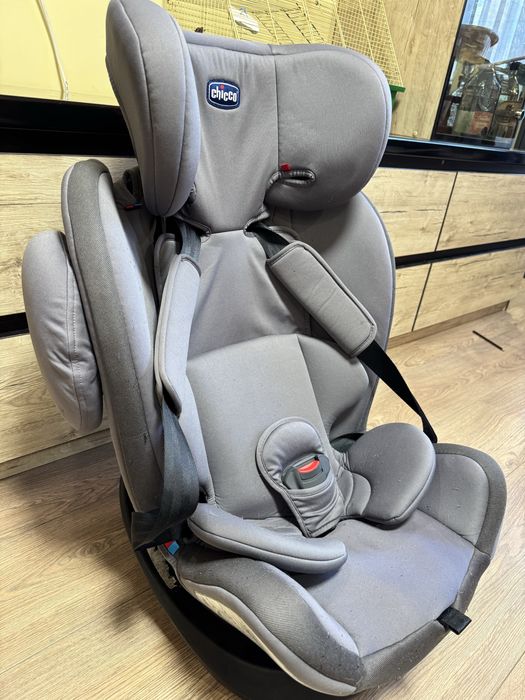 Продам дитяче автокрісло