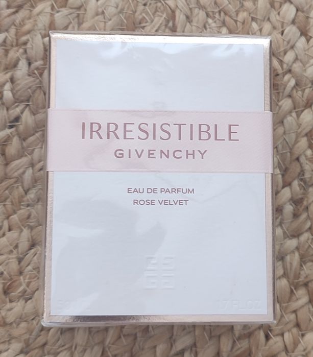 Perfumy Givenchy Irresistible 50 ml rose velvet
