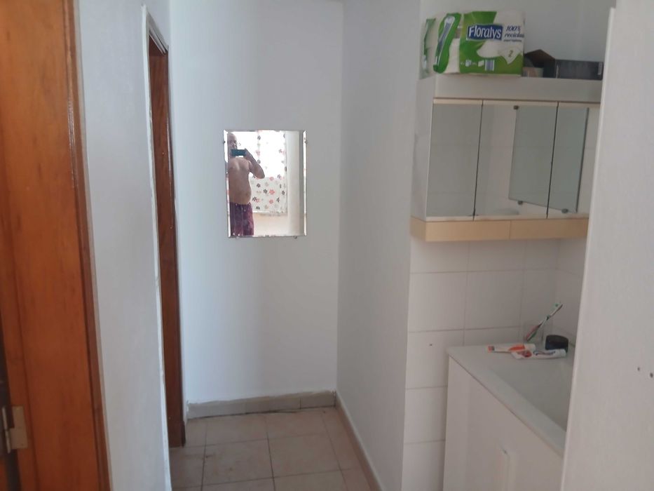 Espaço Comercial para Aluguer — 410 m² | 2 Ruas | Grande Potencial