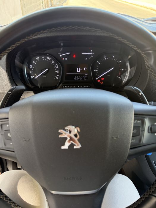 Peugeot Expert 2.0 BlueHDi | Caixa Automática | 3Lugares