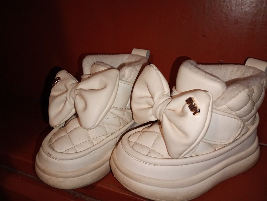 Сапожечки для дівчинки 23 розмір