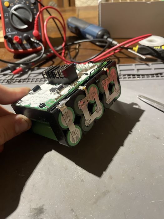 Regeneracja Baterii elektronarzędzi,hulajnóg,rowerów 18650