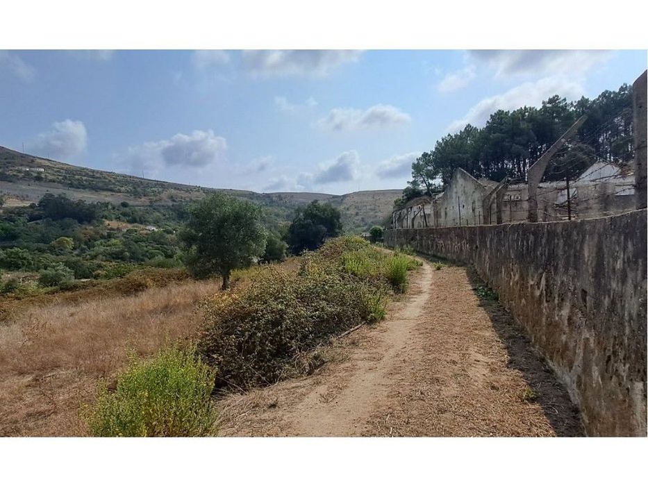 Terreno/Lote à venda em Lousa, Loures