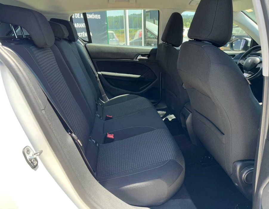 Peugeot 308 II 1.5 hdi Garantia Incluída