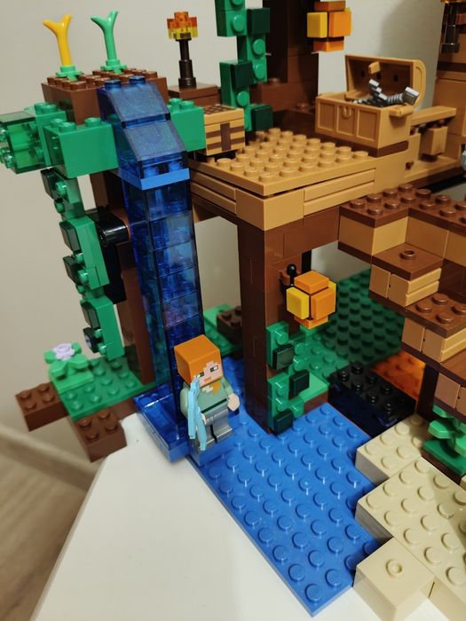Klocki LEGO Minecraft 21125 Dom na drzewie kompletne