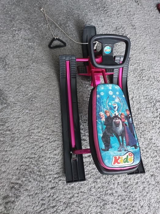 санчата-снігокати