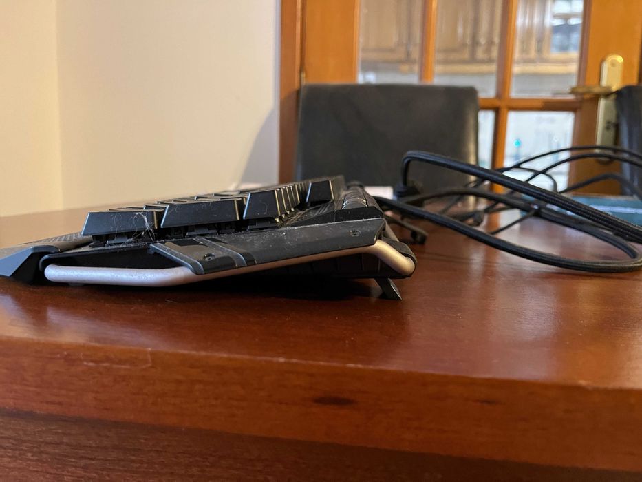 RipJaws KM780 Mechanical Gaming Keyboard with Cherry MX Brown Switches64739835000066124