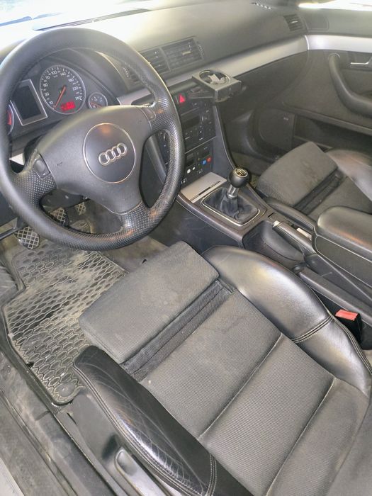 Czyste auto to podstawa  ! Świeża kanapa, dywan , zapraszam :)