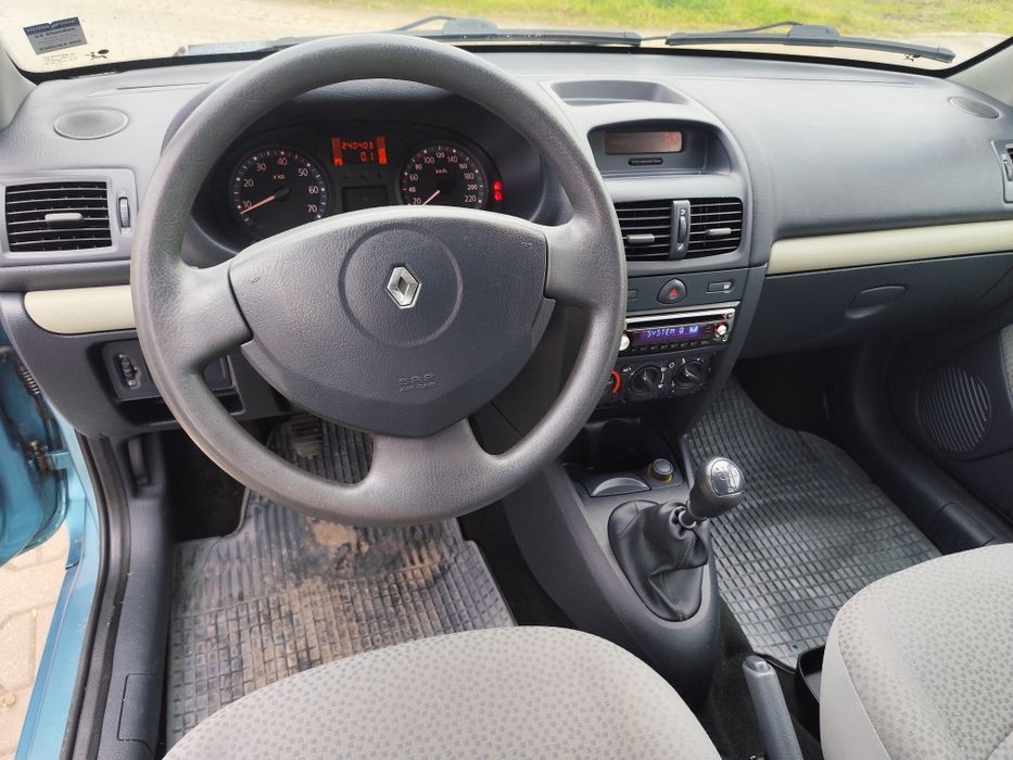 Renault Clio 05 rok klima