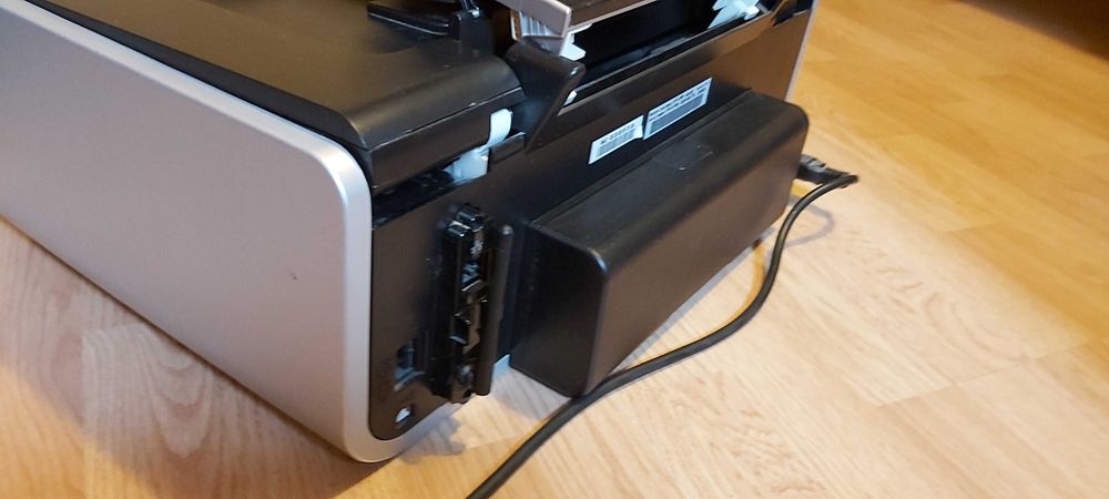Urządzenie wielofunkcyjne Lexmark X7675 (uszkodzone)