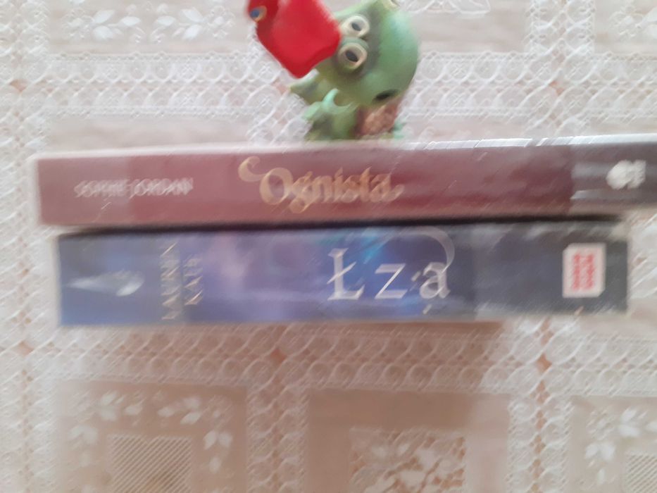 Łza i Ognista- zestaw 2 książek.