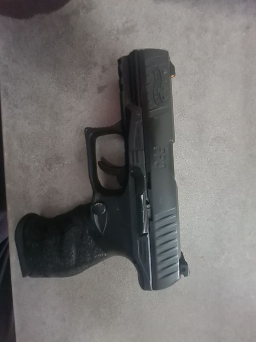 Pistolet gazowy Walther