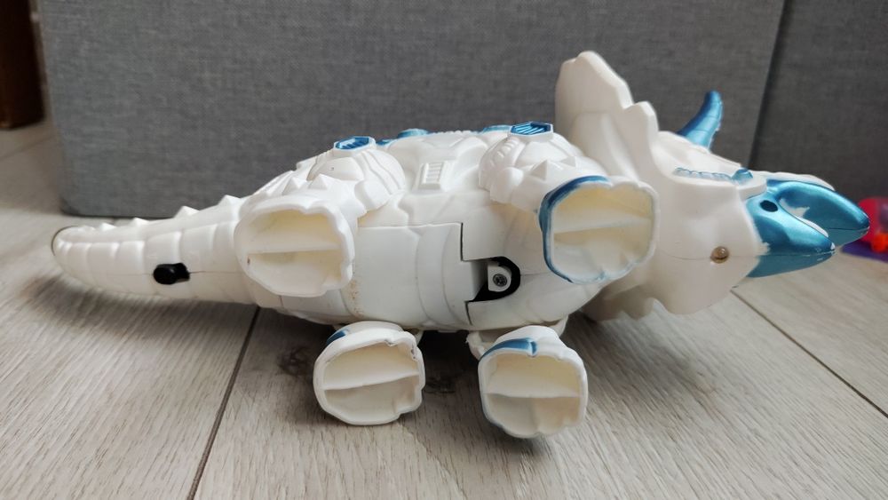 Динозавр ходить звук