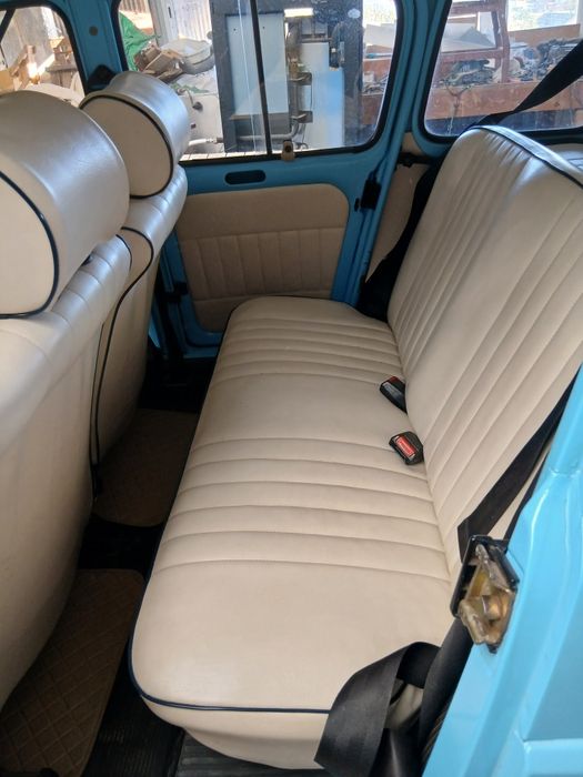 Renault 4L reparada